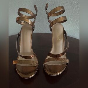 Shoe Dazzle Brown Chic Heels